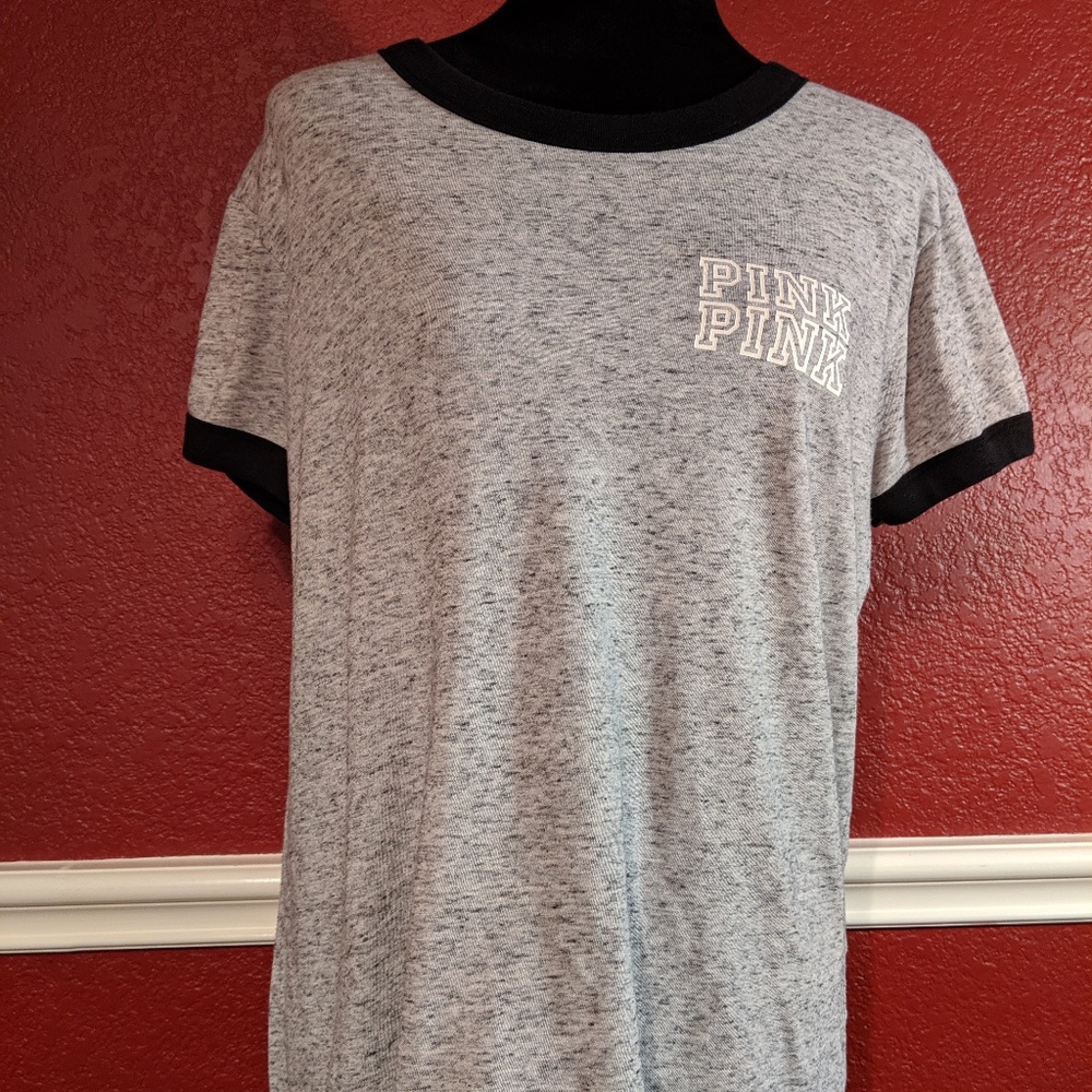 PINK Victoria's Secret short sleeved T-shirt. Lrg